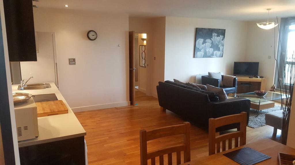 Sky Night Serviced Apartments Cardiff Exterior foto