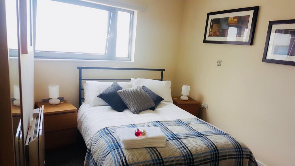 Sky Night Serviced Apartments Cardiff Exterior foto