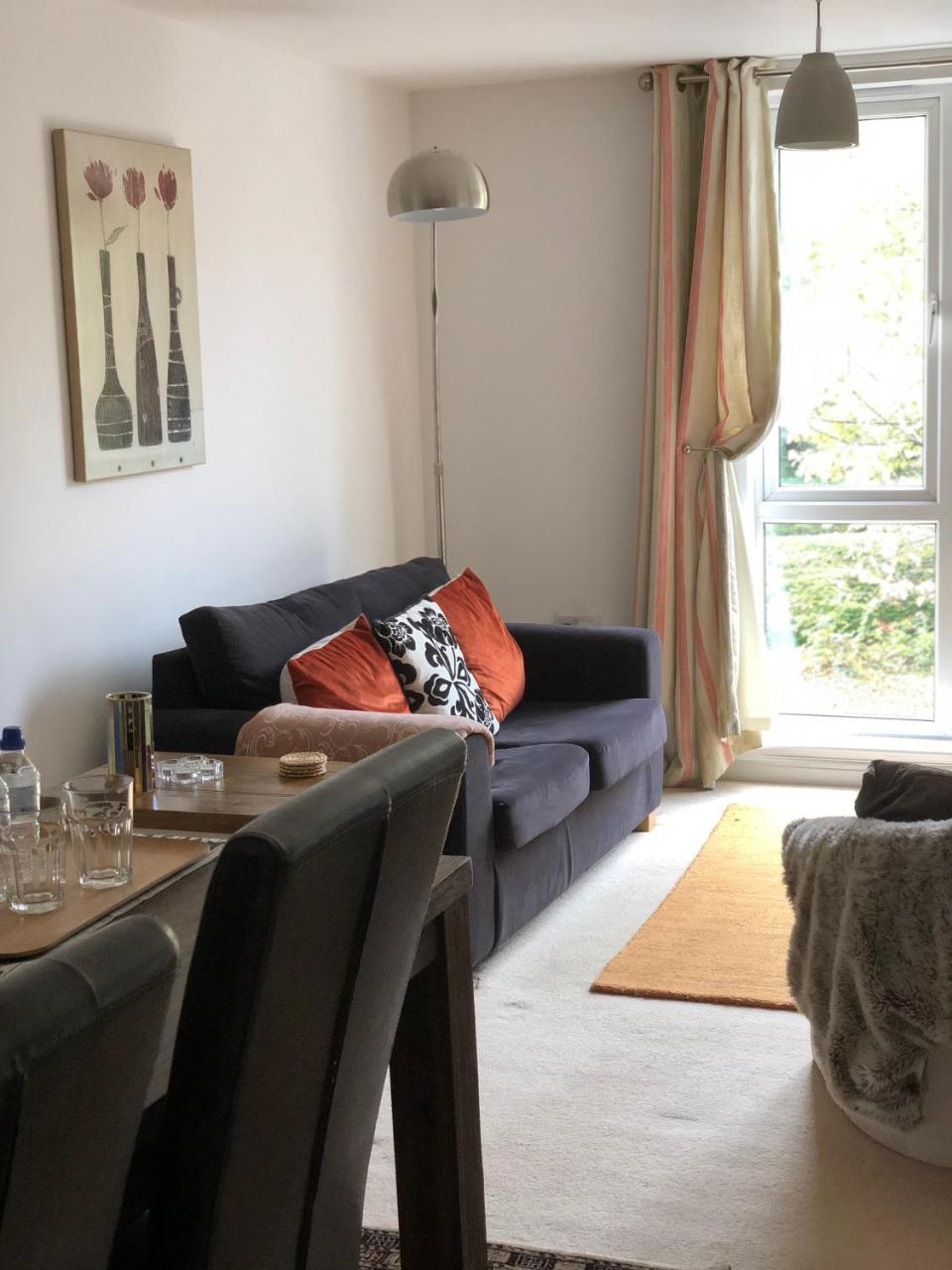 Sky Night Serviced Apartments Cardiff Exterior foto